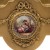 Βιτρίνα Λιμόζ χρυσή σε στύλ Λουί Κένζ με πιάτο πορσελάνης στο κάτω μέρος και 3 ράφια με τζάμι ΜΚ-4159-showcase ΜΚ-4159 
